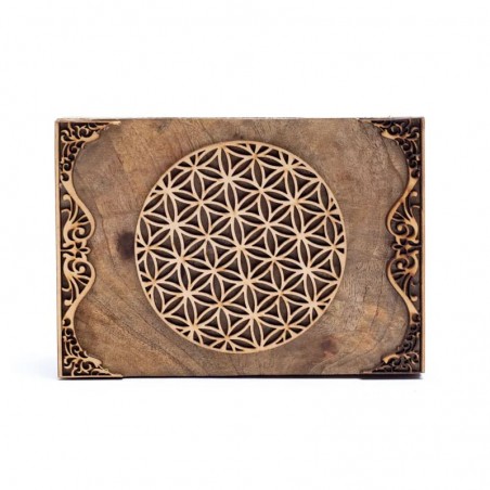 Tarot card box made of mango wood and engraved with the Flower of Life